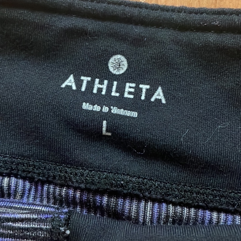 ATHLETA Crop Pants Size Large - Picture 4 of 7